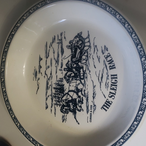 Vintage Royal Currier and Ives 10" Blue The Sleigh Race Pie Plate shallow bowl - Picture 1 of 4